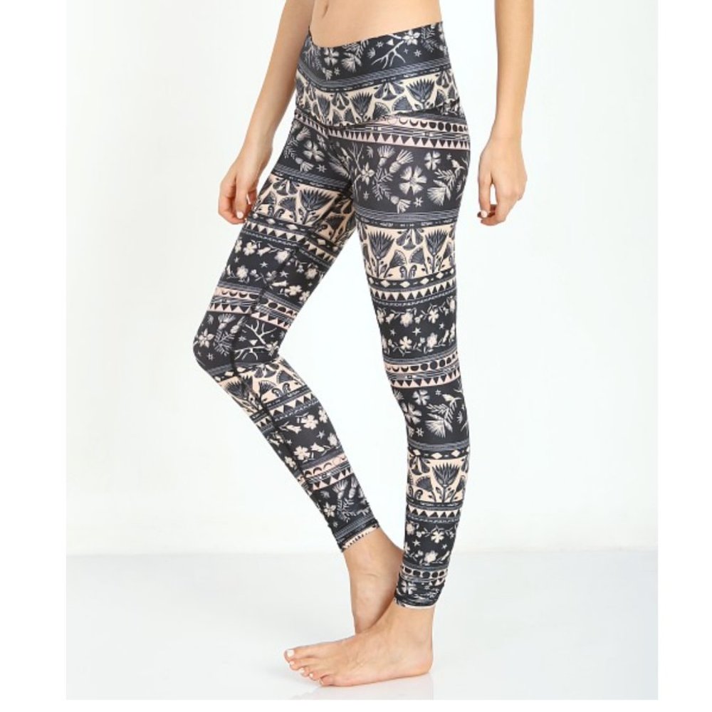 TEEKI Moonflower print Hot Pant Leggings